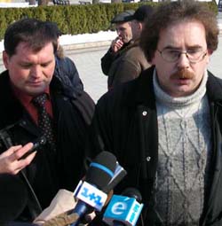 Володимир Чемерис (праворуч) і Ротаюк Олександр, 9 березня 2006, фото з maidan.org.ua 