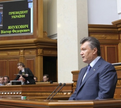 Президент Янукович звернувся до парламенту з щорічним посланням