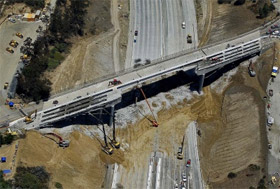 У Лос-Анджелесі побудували шосе довжиною 16 км за 30 годин