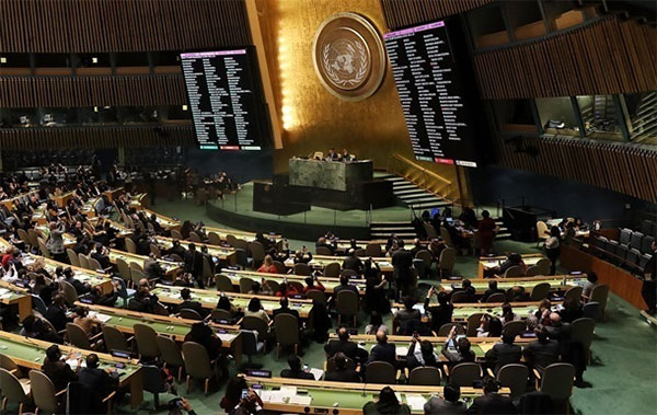 Генасамблея ООН ухвалила резолюцію про порушення прав людини в Криму