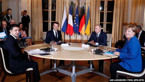 Лідери України, Франції, Німеччини, Росії почали переговори в Парижі