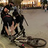 У Мінську масово затримують велосипедистів