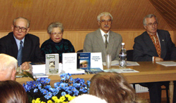 Зліва направо: Осип Зінкевич, Раїса Руденко, Євген Сверстюк, Василь Овсієнко