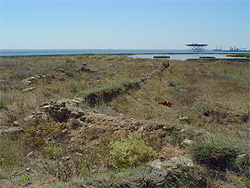 Нині залишки поселення знаходяться на березі озера Панське