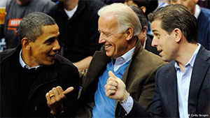 Президент США Барак Обама, віце-президент Джо Байден і його син Хантер Байден (праворуч)